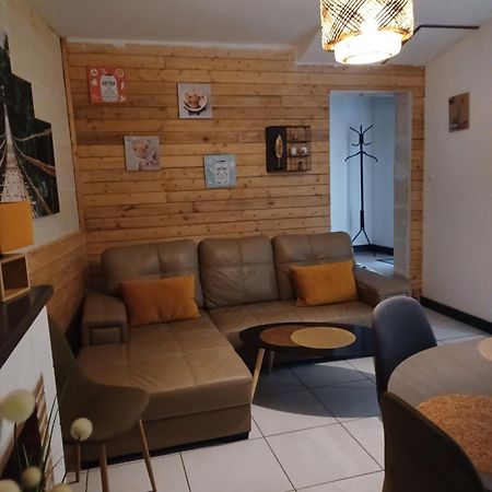 le gîte le CAMÉLIA Saint-Aignan  Esterno foto
