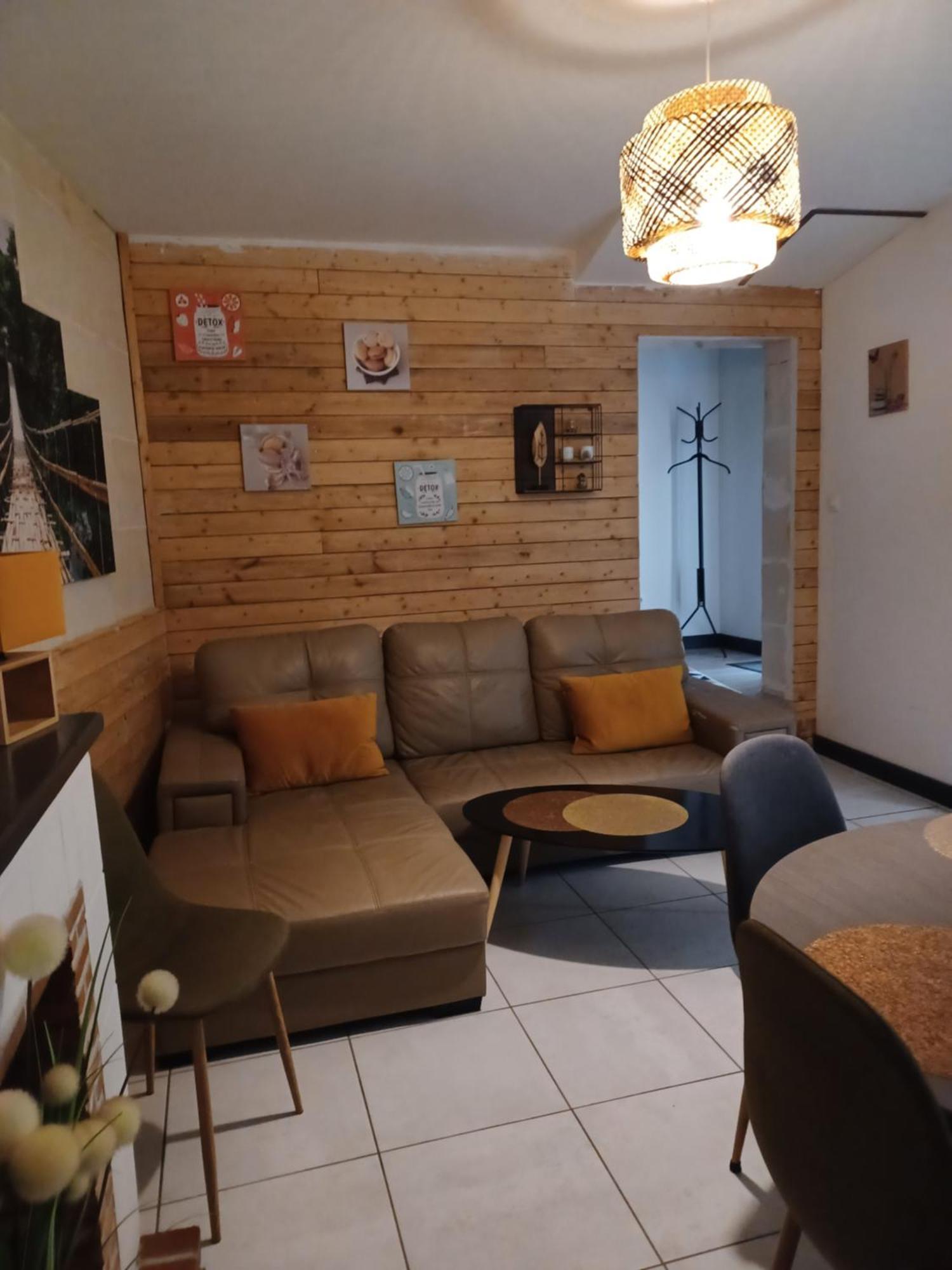 le gîte le CAMÉLIA Saint-Aignan  Esterno foto